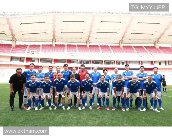 聚焦足球：上海足球队的配合话题